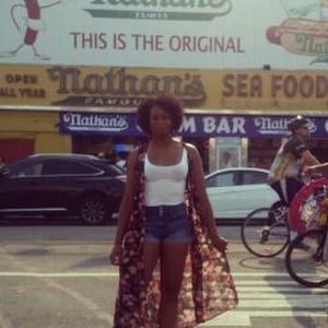 Meet your Posher, Lakeisha